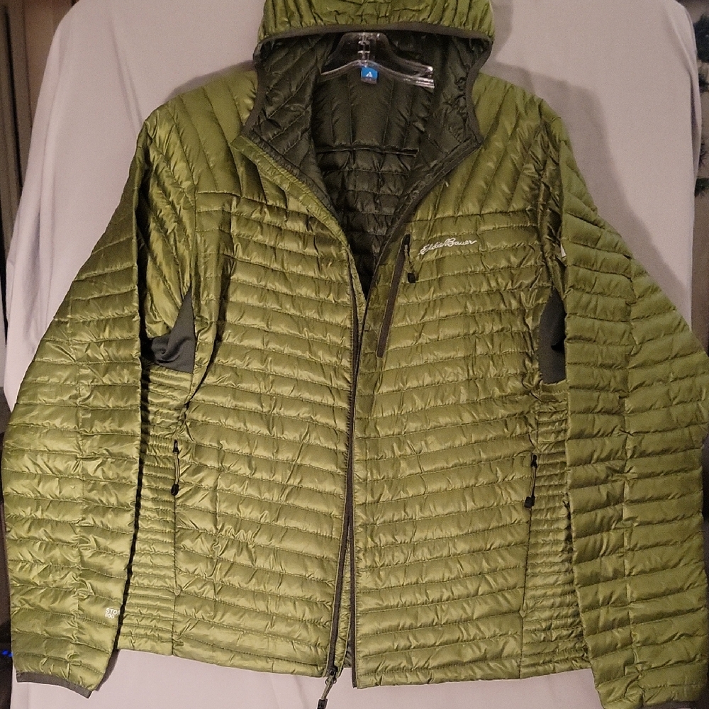 Eddie Bauer Men's Green Puffer Jacket